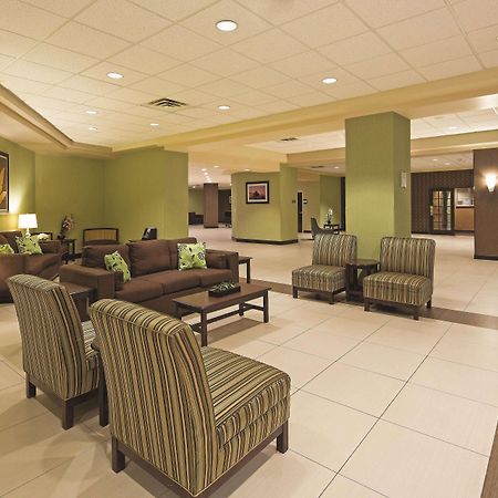 La Quinta By Wyndham Salisbury Hotel Екстериор снимка
