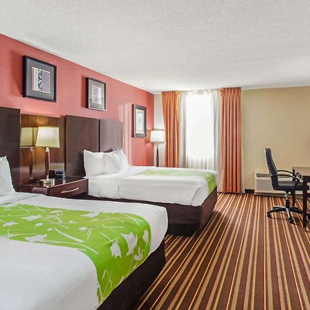 La Quinta By Wyndham Salisbury Hotel Стая снимка