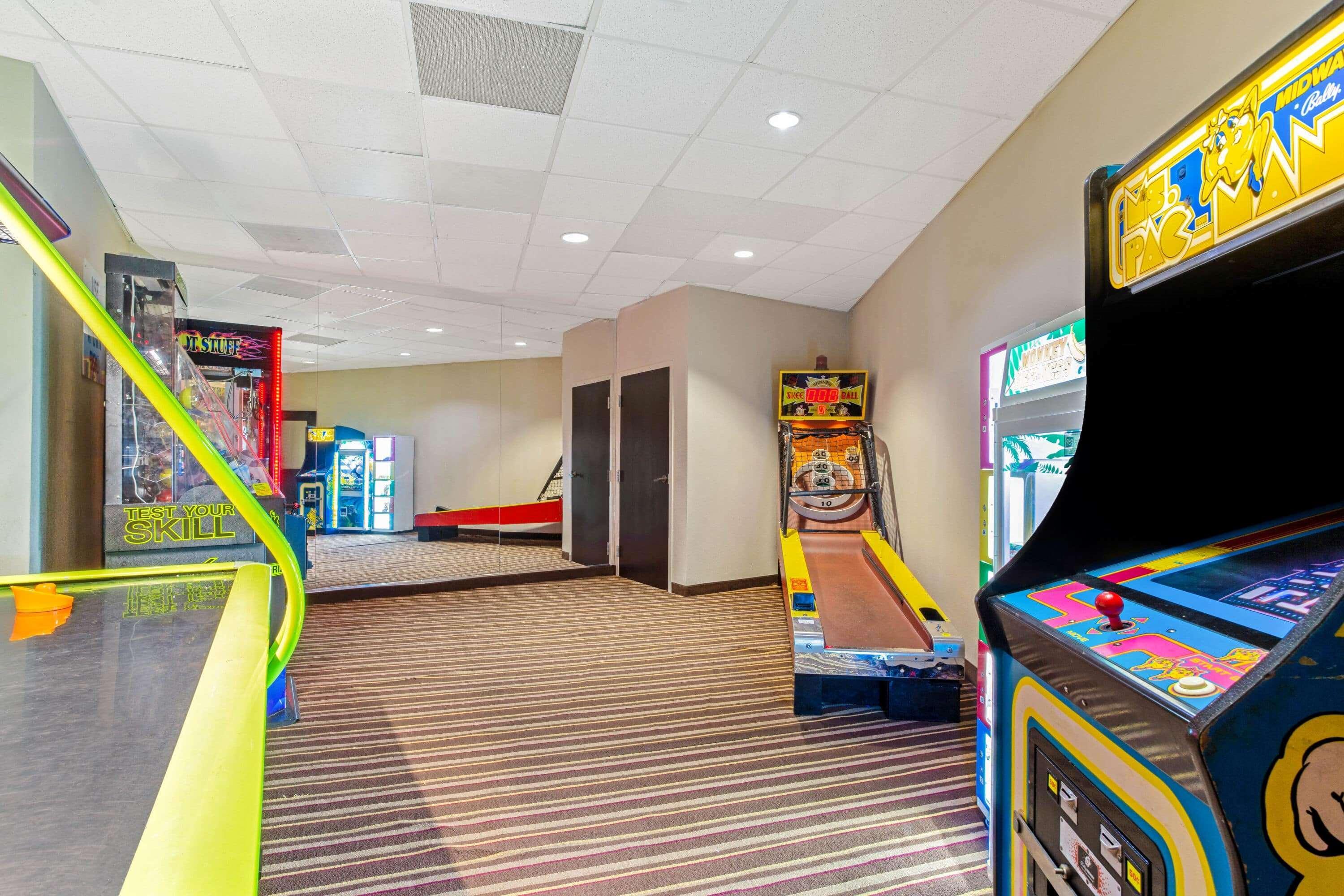 La Quinta By Wyndham Salisbury Hotel Екстериор снимка