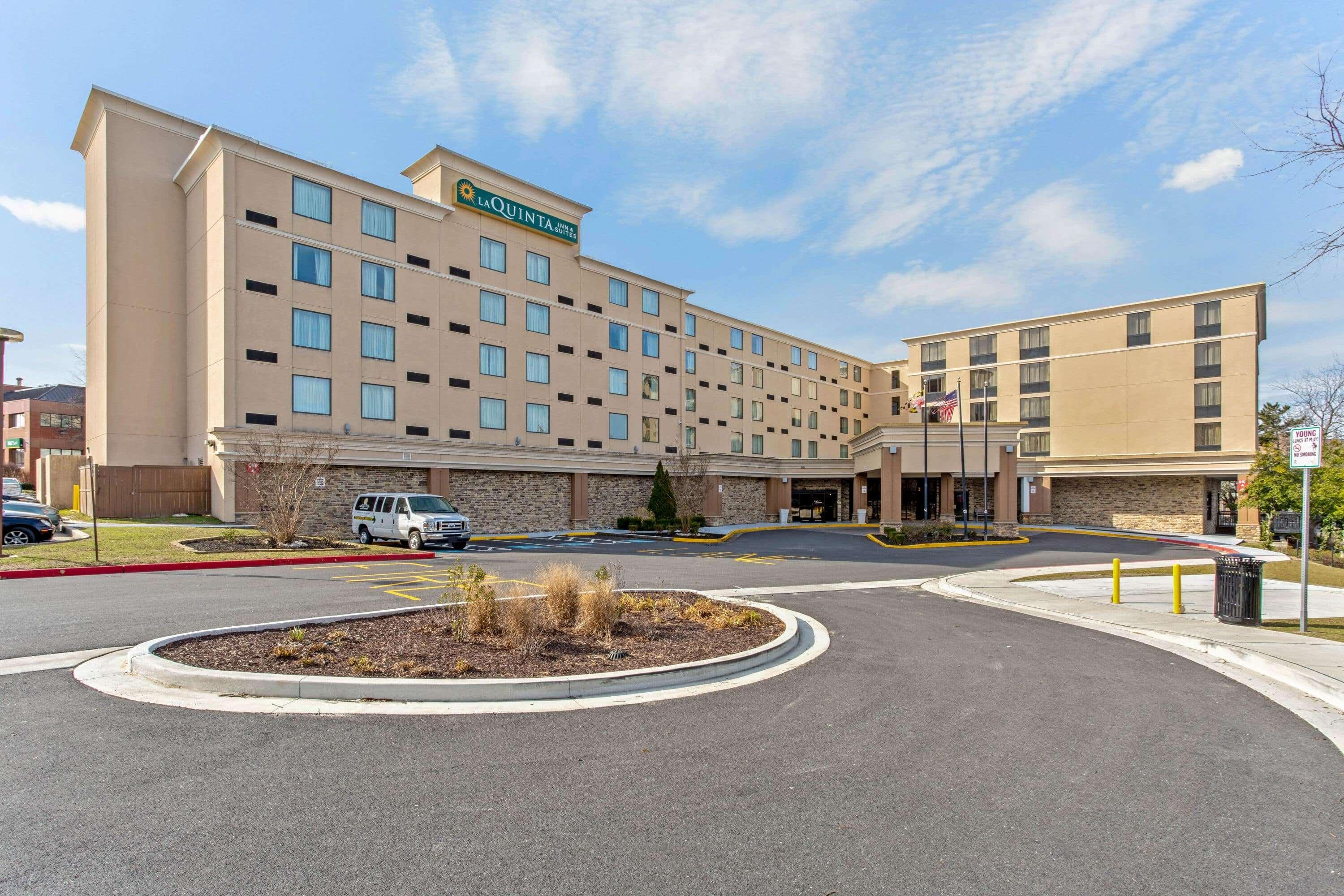 La Quinta By Wyndham Salisbury Hotel Екстериор снимка