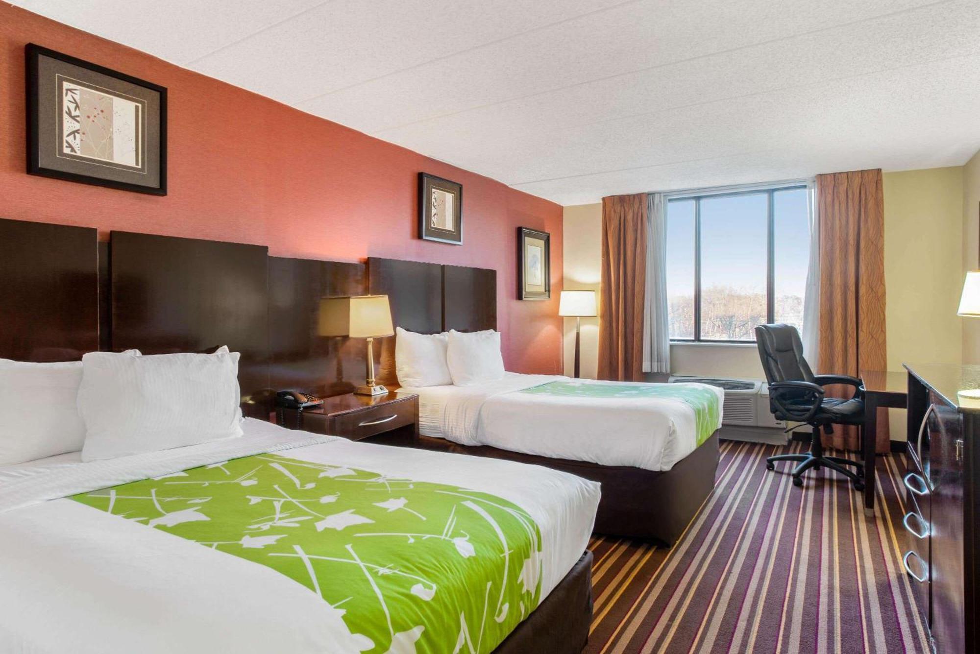 La Quinta By Wyndham Salisbury Hotel Стая снимка